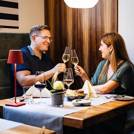 Bc Mit Restaurant Muehlentor 酒店