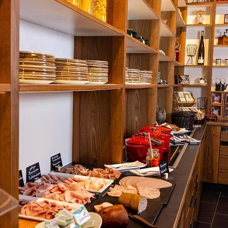 酒店 Bc Mit Restaurant Muehlentor 巴特克罗伊茨纳赫