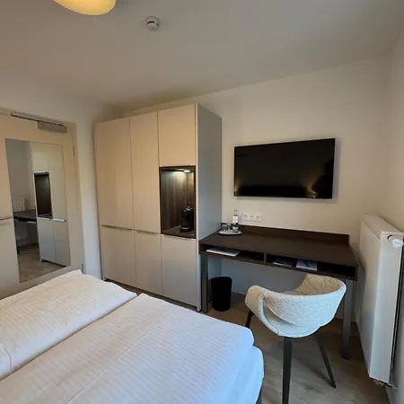 Muehlentor Mit Restaurant - Moderne - Leckere Heimatkueche - Familiaer Gefuehrt 3* باد كروزناش