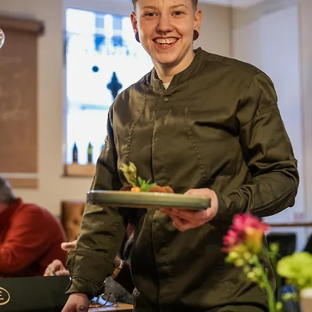 فندق Muehlentor Mit Restaurant - Moderne - Leckere Heimatkueche - Familiaer Gefuehrt باد كروزناش