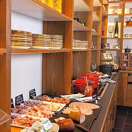 Muehlentor Mit Restaurant - Moderne - Leckere Heimatkueche - Familiaer Gefuehrt באד קראוצנבאך