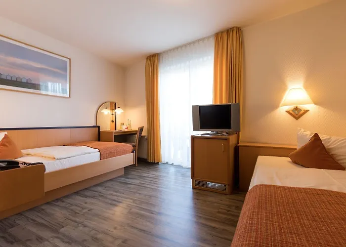 Hotel Bc Mit Restaurant Mühlentor 3*